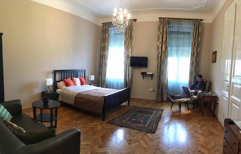 Diamonds Apartment With 2 Rooms Near Guzsdu Udvar Budapest Exterior foto